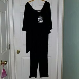 Attitudes by Renee 1 pc pant suit. Sz S NWT
